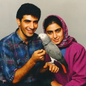 Milad Nouri Instagram - ‌
امکان ایجاد تصویر با استفاده از #هوش_مصنوعی، به بارد گوگل هم اضافه شد:
https://bard.google.com
‌
به نظر می‌رسه #گوگل بارد در ایجاد چهره ایرانی‌ها نسبت به ابزارهای مشابه عملکرد بهتری داره و تصاویر ساخته شده به واقعیت نزدیک‌تره.
‌
ازش خواستم  تصویری از یک زن و مرد جوان ایرانی رو به همراه طوطی خاکستری‌شون (کاسکو) در سال‌های مختلف بسازه:
‌
تصویر ۱: دهه ۵۰ شمسی
تصویر ۲: دهه ۶۰
تصویر ۳: دهه ۷۰
تصویر ۴: دهه ۸۰
تصویر ۵: سال ۱۴۰۰
‌
بقیه ابزارها به محض اضافه شدن کلمه ایرانی به توصیف تصویر، کلا می‌رن توی یک حال و هوای دیگه.
‌
من با آی‌پی امریکا (وی‌پ‌ان) تست کردم. اما ظاهرا با آی‌پی برخی کشورهای اروپایی این قابلیت قابل استفاده نیست.