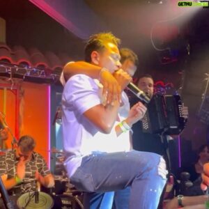Milciades Cantillo Instagram - Repost from @jorgepabuenaoficial
•
Una Noche Bonita Donde Mucha Gente Lloró De Emoción 🥹🙏 #miami 🇺🇸

@luifercuello @luisangeldiazoficial @cantillomusic @jorgepabuenaoficial @aco_perez 
@vallenatousa 
#vallenato #vallenatos #miamiflorida #pabuena #usa #diomedes #omargeles #homenaje
-
#vallenato #vallenata #vallenatousa #colombianosenusa #colombia #valledupar #valleduparcesar #medellin #bogota #cartagena #santamarta #barranquilla #ecuador #acordeon #acordeón #acordeonera #accordion #acordeonista #acordeones #pasiondefolklore