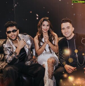 Milciades Cantillo Instagram - ¡Cada vez estamos más cerca! 🪗 🎶 Junto a @nativaofficial y @cantillomusic estamos listos para mostrarles este gran proyecto: La segunda temporada de @elegidosbysergioluis 🎶 E:2

#NuevaMúsica #Lanzamiento #Elegidos #Envivodesdemiami
🇺🇸

📸 @wedesign.business