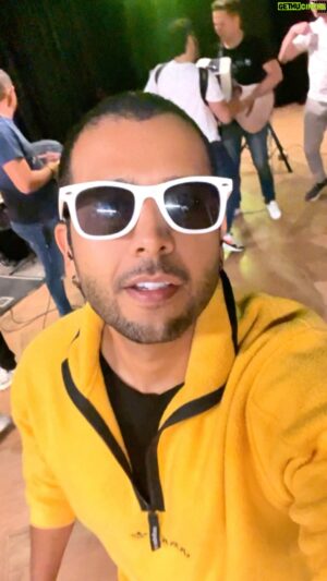 Milciades Cantillo Instagram - Familia hoy tenemos show  en #Albán cerca de la capital en #Cundinamarca estoy muy emocionado por compartir con toda esa gente linda que siempre nos recibe con alegría, hay mucho que celebrar 🎉🎉🍾🍾🙌🏽🙌🏽🫶🏼🫶🏼💛🙏🏽 @duvanperezmusic @wiljaguer @santimusica_ @rafa_guitarr @pipeserranop @guillot23m @kelseyjav @valeryguzmanmusic 

@overmoroni @oscarvasquezmanager