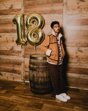 Miles Brown Instagram - 18 Feelin Like I Could Retire Soon

…Time To Go Even Harder 🤷🏽‍♂️