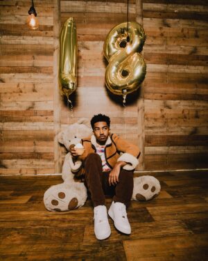 Miles Brown Instagram - 18 Feelin Like I Could Retire Soon

…Time To Go Even Harder 🤷🏽‍♂️