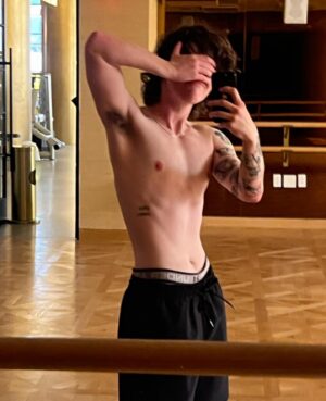 Miles McKenna Instagram - my fitness camera roll from this year 💥
