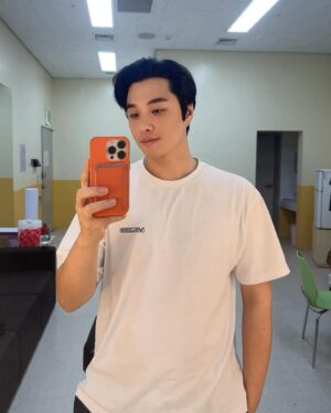Min Woo-hyuk Instagram - 마지막 블루스퀘어