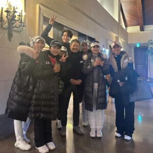 Min Woo-hyuk Instagram - #브릿지스톤사랑나눔자선골프대회 
#브릿지스톤골프

날씨는 추웠지만 가장 따뜻했던 하루
정말 멋진 프로님들과✌️
석교상사 이민기회장님 🫶