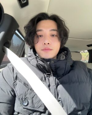 Min Woo-hyuk Instagram - 긴머리 안녕👋