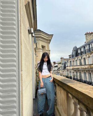 Mina Myoui Instagram - @fendi  @harpersbazaarjapan