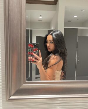 Mirabelle Lee Instagram - prom nighttt
