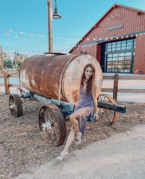 Miranda Frigon Instagram - I’ll never pass up a photo op with a rusty barrell. @alisoviejoranch