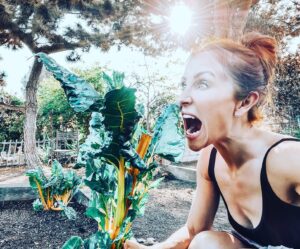 Miranda Frigon Instagram - Back to nature!! 🌱☀️🌸I just received the most incredible gift...my little family has been on a waiting list for over a year to get our own garden plot at @wattlesmansionandgardens so we could grow our own fruits and vegetables and be close to nature. By a twist of fate we’re in! We weeded, dug, worked the land, planted our seeds and it couldn’t feel better in my body. This is what us humans are meant to do, be close to the earth, to Mother Nature. It’s in our DNA. After the insane year we have all faced and the sadness and hopelessness we’ve all felt, do yourself a favor...find a park, a garden, a tree, a patch of grass, some dirt...take your shoes off, plant your feet, close your eyes and feel gratitude for ANYTHING. Your life, your family, your partner, your child, your job, your pet, a roof over your head, anything. Feel it in your body then send it out to everyone you love and even the people you don’t. I promise it will connect you to who you’ve forgotten you are. I’m sending my gratitude and love to you! 🙏🏼☀️🌱🤍🌈
