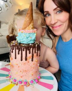 Actress Miranda Frigon HD Instagram Photos and Wallpapers April 2022