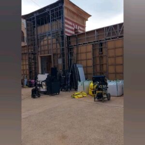 Mirela Payret Instagram - 📽 #OffTheRecord de lo que fue!! Y será… 
1ª La de Studio
2ª Desplazamiento al set
3ª LA ESPERA que solo conocen lxs actorxs
4ª Detrás de escena... Y sin vestuario!! Quiero salir a jugar también!! 😁
5ª Bikini y espejada
6ª La de... Mamá dame de comer que voy a desaparecer!! TANTO IR Y VENIR 🦴

MUSICALIZA😊🤘🏾🎼: @lorenkalavera 💥
📸: @julmanstudio 🤎