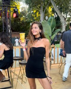 Miri Pérez-Cabrero Most Liked Photos and Posts
