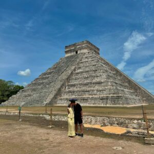 Miriam Martín Instagram - Me traes un poco loco, un poquititito loco…🇲🇽🎶