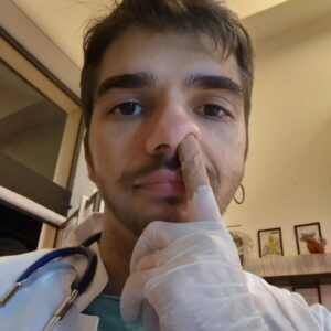Mirko Mastrocinque Instagram - Per Halloween mi sono vestito da esame della prostata andato male.
Alla fine spaventa sia urologi che pazienti.