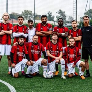 Mirko Mastrocinque Instagram - Anche quando gioco, gioco sul serio. È un pregio e un difetto, lo so, ma se sto utilizzando il tempo per qualcosa, mi piace che sia ben speso, solo così riesco ad intrattenere me stesso.
E mi diverto.
Su Youtube è uscito Milan - Roma della Youtuber League.
Nella didascalia non ho fatto spoiler ma l'ultima immagine è IL contenuto 🤣