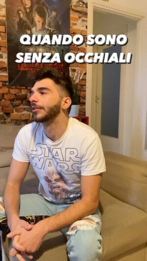 Mirko Mastrocinque Instagram - Cosa fa un prete in chiesa? La messa a fuoco
E tu: AHAHHAHA NO VABBÈ INCREDIBILE
Oppure: -.-
#videodivertenti #occhiali #sfocato #vista #tiktok #reels #instareels