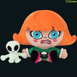 Miss Coco Peru Instagram - You've been asking for her and she's finally returning to Planet Earth, but this time with her friend, Little Miss Alien (she glows in the dark, the showoff!)
Beginning at midnight the 23rd, you can order her from @makeship.
The Coco Peru UFO Hunter Plushie will be on sale for only three weeks and delivered in March!