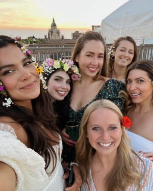 Missy Fierro Instagram - 🌞🌸🌷🌻midsummer🪻🌹🌼🌞