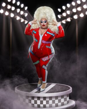 Mistress Isabelle Brooks Instagram - 🏁 Category is Start Your Engines! 🚘

One of the most important factors of my drag is Legacy. This runway meant the world to me; this is for all my big boned queens who have stepped foot on that stage and represented for The Big Girls! My heart goes out to y’all. 🍔💖

📸: @closeyoureyesphoto x @bumblebee_ft 
🏎: @yahairadehilldesigns 

#Drag #Dragrace #Rupaulsdragrace #DragRace15