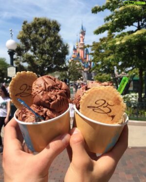 Mitch Hewer Instagram - #birthday celebrations at the happiest place on earth #Disney #icecream #paris