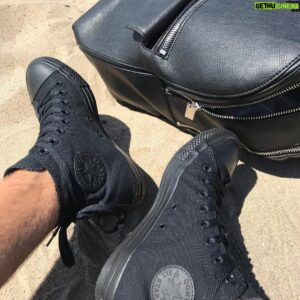 Mitch Hewer Instagram - Step by step 🙏🏼 Who said you can’t wear trainers at the beach 😜🔥 #breakingtherules #converse  #beach