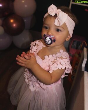 Mitch Hewer Instagram - My baby girl is 1 today ❤️ #happybirthday #birthdaygirl