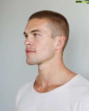 Mitchell Slaggert Instagram - New digitals!🤙🏽 📸 @peteferrin @wilhelminamodels