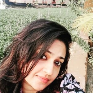 Mithra Kurian Instagram - Lazy morning @ alapuzha🥱🥱🥱