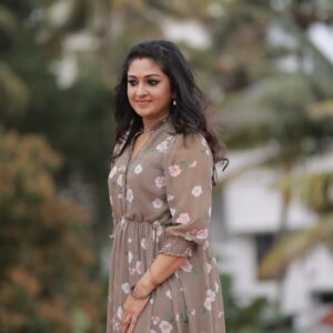 Mithra Kurian Instagram - Location😍
