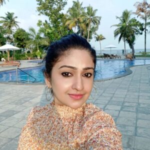 Mithra Kurian Instagram - No matter what happens, enjoy life💃

#lifestyle #enjoylife #befree #chill