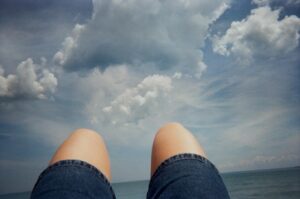 Mitra Jouhari Instagram - hot dogs or legs?