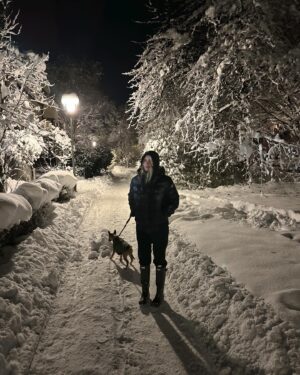 Mitsou Jung Instagram - all I want(ed) for christmas 🥺😫☃️❄️❄️🎄