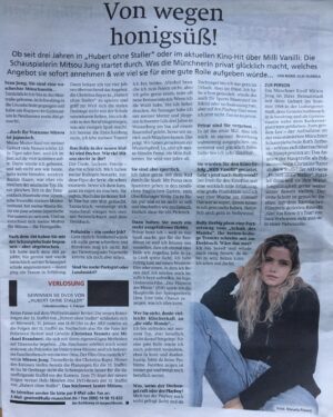 Mitsou Jung Instagram - I made it in the newspaper - Ich habs ins Zeitungspapier geschafft 

full article on hallo-muenchen.de