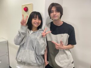Mizuki Itagaki Instagram - 「舞台エヴァンゲリオン　ビヨンド」毎日稽古してます！！！

ひなた役のあかねちゃんと
一枚📷

スタッフキャスト演出家みんなで頑張ってます🫰

そんなエヴァンゲリオン

5月6日より
公演開始予定👍

よろしくお願いします！！！！！！！

最近の稽古着
(マイプラグスーツ)
#MARIMEKKO
@adidastokyo