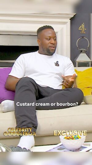 Mo Gilligan Instagram - There’s only one answer… 🍪
@babatundecomedian @mothecomedian 
 
BRAND NEW #CelebrityGogglebox
Tonight 9pm @Channel4
📺👀🤩