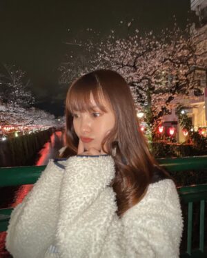Moeka Ukawa Instagram - ♡
こないだお稽古終わりに🌸
季節と格好があってない気がするけど、、
この日はとても寒かったんです！
・
花粉が辛いけど春が一番好きな季節🫧𓂃𓈒𓏸
