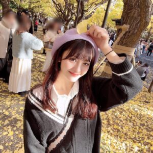 Moeka Ukawa Instagram - ♡
今年もイチョウ見に行けました！☺️