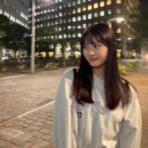 Moeka Ukawa Instagram - ♡
明日からまた寒くなるみたい😖🍃