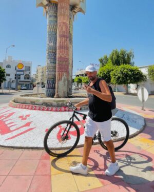 Mohamed Ali Ben Jemaa Instagram - تبسكيلة بين جرجيس و الجزيرة ❤️

.
.

.
.
.
.
.
.

.
#zarzis #lifestyle
 #tunisia  #تونس  #tunis  #djerba  #sousse #arab #hammamet #igerstunisia #sfax #tunisian #sidibousaid #tunisianstyle #mahdia #insta #Tunisia #تونسية #nabeul #تونسي #tunisie #tunisienne #paris #tunisie🇹🇳 #dz #algerie  #France #djerbaladouce🌴🌴🌴☀️☀️☀️