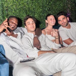 Mohamed Bamba Instagram - Rock that all white when I’m feeling godly 🧖🏿‍♂️✨🤌🏾

s/o to @michaelrubin for putting together such a great event, appreciate you brody🤞🏿