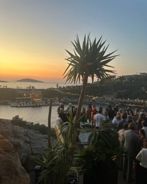 Mohamed Faraag Instagram - Congratulations @joeyghazal on the opening of @themainebodrum ..
 Thank you for having us share this beautiful night with you ..