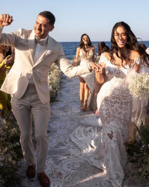 Mohamed Faraag Instagram - 6.5.22 ♥️

Mr. & Mrs. Farrag

Bride 
  Image consultant @amaltayssir 
  Dress @jatoncouture via 
  @esposagroup 
  @esposaprive 
  Headpiece @esposagroup 
  @esposaprive 
  Shoes @miumiu 
  Jewelery @jawharaeg 
  Makeup @kuchumova_selya 
  Hair @ahmed__mounir 
  @alamode.salon 

Groom 
  Stylist @bypoucyelshahawy 
  Suit @ahmedfouad_official 
  @mr.tuxedos 

PR @daccomms 
Photography @selia_photography 
Videography @xfilmmaker 
Beauty/Hair partner @alsagheersalons 
Travel partner @travistaegypt 
Venue @albatros.citadel.entertainment 
Wedding planner @decarmamf