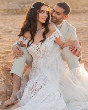 Mohamed Faraag Instagram - 6.5.22 ♥️

Mr. & Mrs. Farrag

Bride 
  Image consultant @amaltayssir 
  Dress @jatoncouture via 
  @esposagroup 
  @esposaprive 
  Headpiece @esposagroup 
  @esposaprive 
  Shoes @miumiu 
  Jewelery @jawharaeg 
  Makeup @kuchumova_selya 
  Hair @ahmed__mounir 
  @alamode.salon 

Groom 
  Stylist @bypoucyelshahawy 
  Suit @ahmedfouad_official 
  @mr.tuxedos 

PR @daccomms 
Photography @selia_photography 
Videography @xfilmmaker 
Beauty/Hair partner @alsagheersalons 
Travel partner @travistaegypt 
Venue @albatros.citadel.entertainment 
Wedding planner @decarmamf