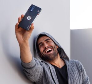 Mohamed Kelany Instagram - To all Marvel lovers out there! Hurry up and pre-order exclusively #OPPOReno5MarvelEdition from @mybtech and #UniteYourPowers
@oppoegypt