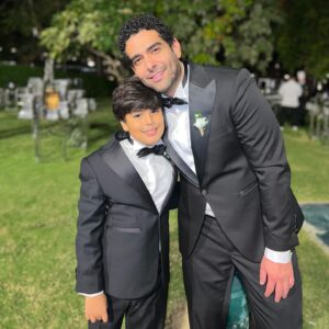 Mohamed Kelany Instagram - Ready for tonight 😉
@mr.tuxedos