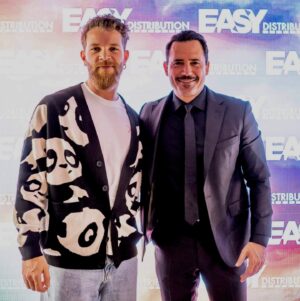 Mohamed Mrad Instagram - Prise pendant l’avant première du film de @dhaferlabidine : To my son
📷 @bayrembm