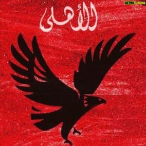 Mohamed Outaka Instagram - كمل طيران انت يا معلم✋ وسيبلى انا العالم دى اتعامل معاهم😎 💪 مبروك علينا يا رجالة 🎺🎺🎺😍❤️❤️❤️🇪🇬🇪🇬🇪🇬
#الاهلى #الاهلى_ثالث_العالم ✋ خمسه علينا ✋👀