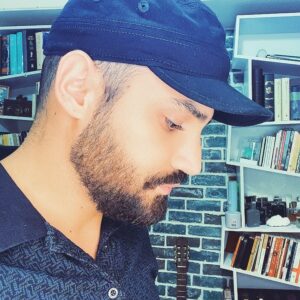 Mohammad Reza Zhaleh Instagram - .
و امّا شازده کوچولو
دلم میخواد برای اولین بار زیر این پست باهاتون گپ بزنم
...برام بنویسید
——————-
فروش در سایت انتشارات ۳۶۰ درجه
@360pub 
——————-
آهنگساز:
آترین آدالان
@atrin_adalan 
——————-
#محمدرضاژاله
#محمدرضا_ژاله
#محمد_رضا_ژاله
#شازده_کوچولو