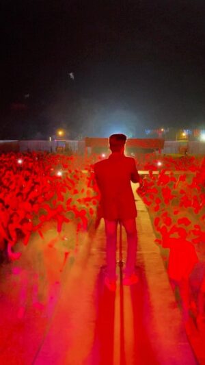 Mohammed Irfan Instagram - This life is full of humility, gratitude and love that you pour in, with your actions and will continue to live by the way it inspires me to keep moving forward.

A glance of the recent shows at Siliguri, Delhi and Kolkata.

#tmtm #tmexclusive #tmtalentmanagement #mohammedirfan #mohammedirfanlive #livemusic #liveperformance